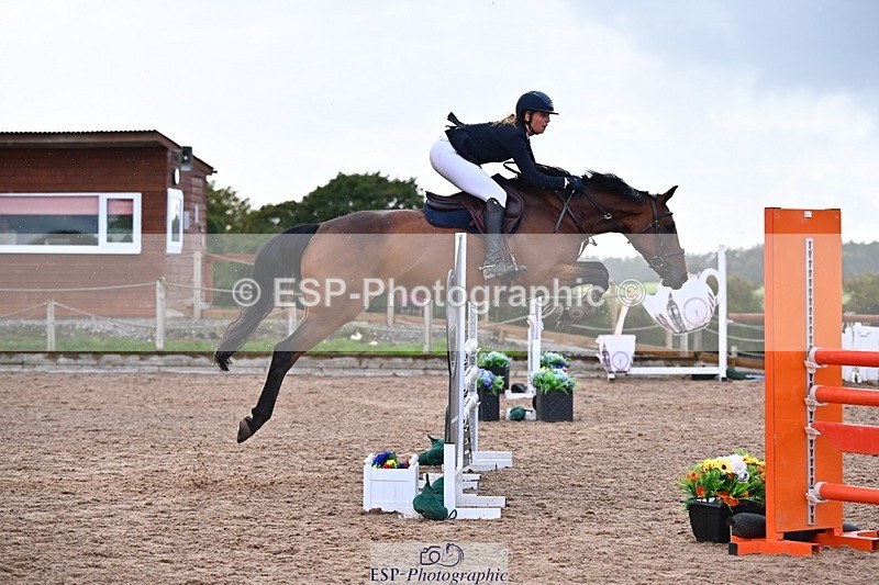 250912-162927-05461 - Cls 13 Snr 1.05m and 1.10m