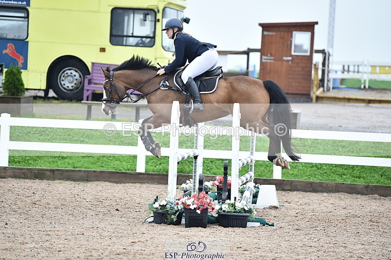 231013A-094004-00823 - Cls 6 British Novice & 90cm Open