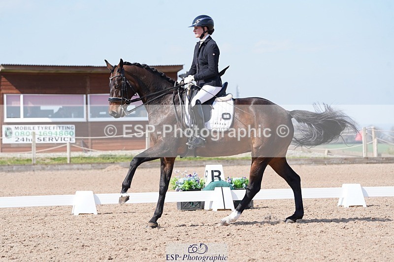 250403-122002-01868 - 057-Jess.Ralton-Newton.Galactica