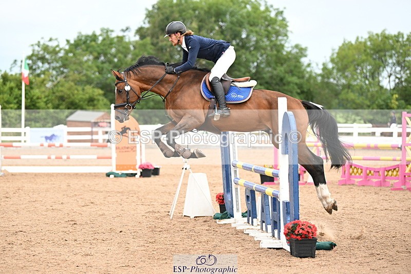 240802A-084429-03225 - Cls 21 A&B Brit Nov & 90cm Open