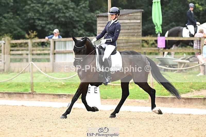 240811-110033-05380 - 226-Georgie.Nicholls-Woodcroft.Kika.Quina