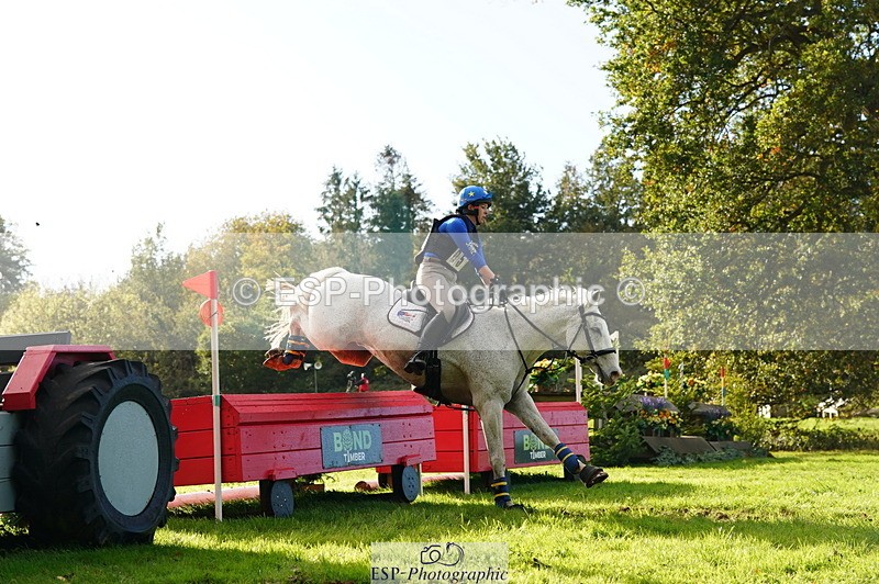 251025A-143526-21042 - G-517-Hannah.Underhill