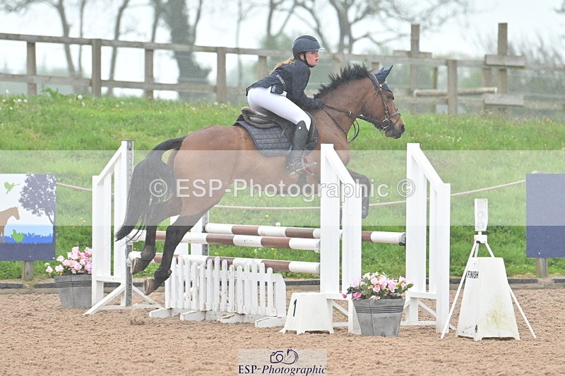 240505A-111200-04777 - Cls 3  Pony Discovery & 90cm Open