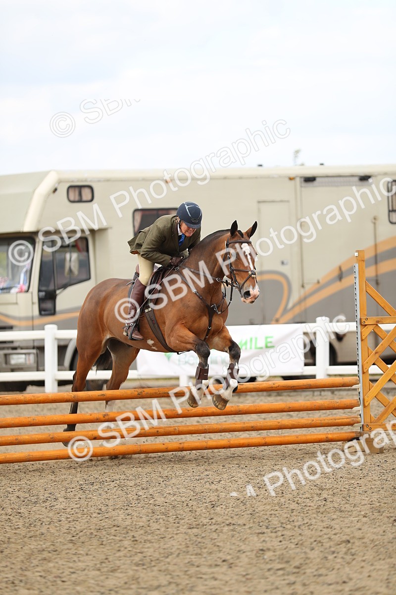 SBM_05553 - Class 48a Style & Performance 70cm (15-19)