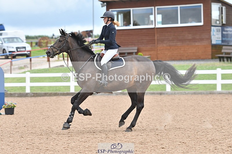 240727A-155716-06469 - Cls 24 1.05m Amateur Qualifier