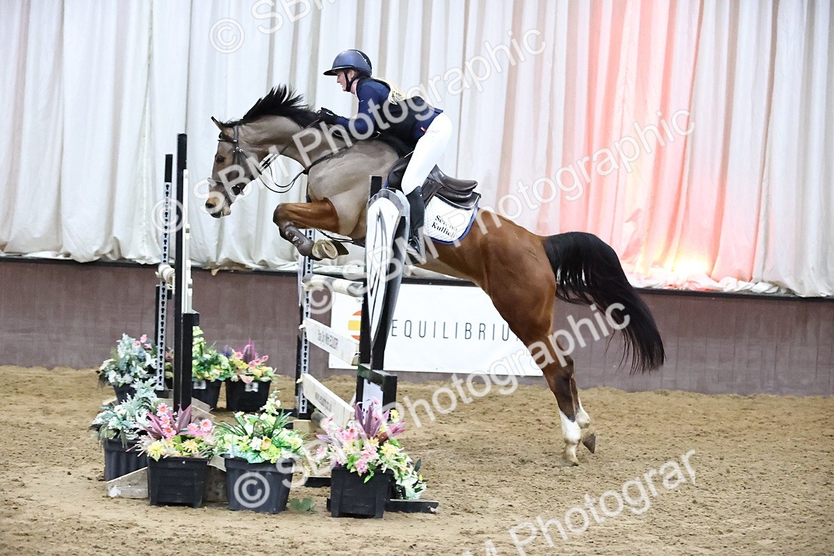SBM_010097 - Class 25 - Equestrian Senior Foxhunter 1.20m