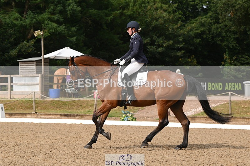 250719A-095341-03150 - 101-Sophie.Douglas-Paquino.V'ant.Goovahof