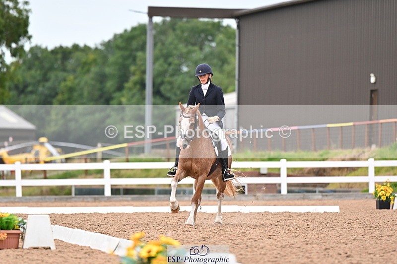 240817A-170603-10676 - 281-Caroline.Stagg-Dycott.Classy.Rose