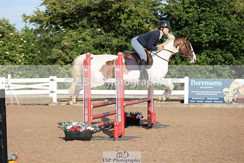 240629A-073345-02123 - Cls 16 British Novice and 80cm Open