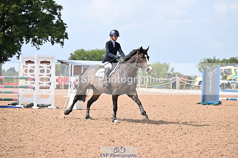 240828A-143021-00911 - Cls 4 Snr Newcomers and 1.10m Open