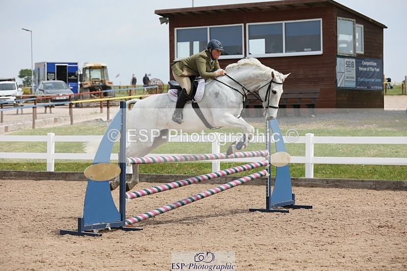 250523-124537-01411 - Cls 09 A&B  Snr Disc & 1.00m Open