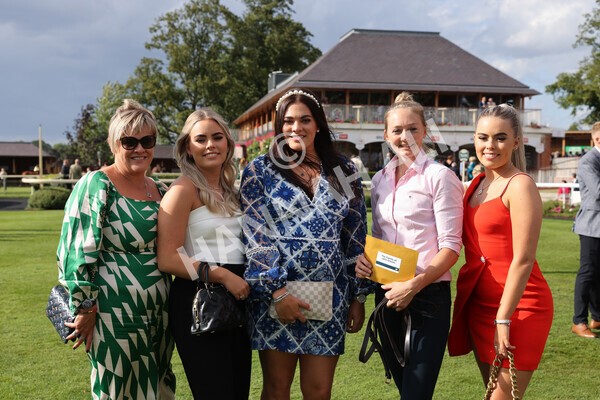 yr20082022r6-6 - Race 6 4.45 pm Julia Graves Roses Stakes