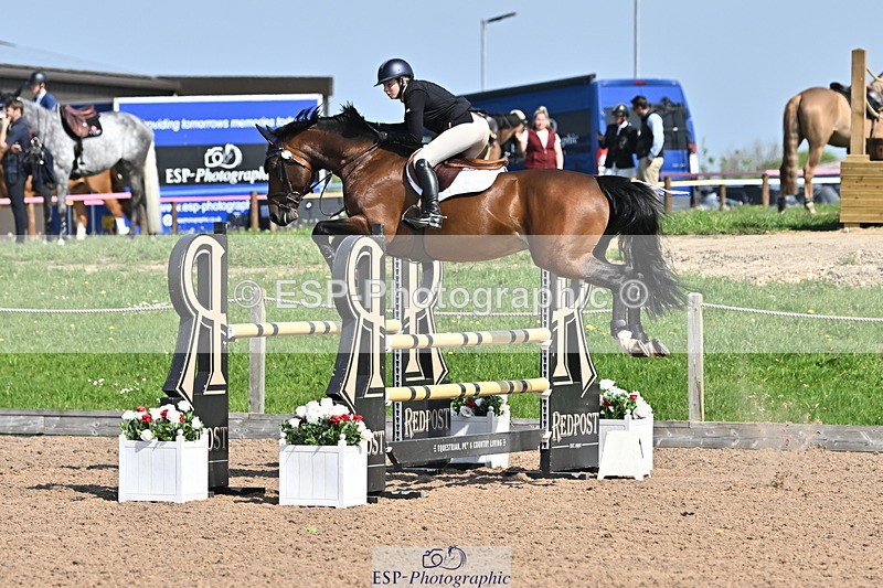 240509A-103445-00915 - Cls 8 Foxhunter