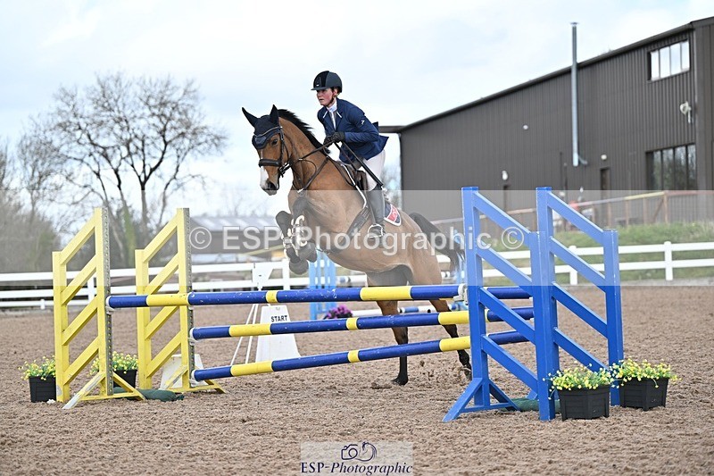 250328-102302-01246 - Cls 8 British Novice and 90cm