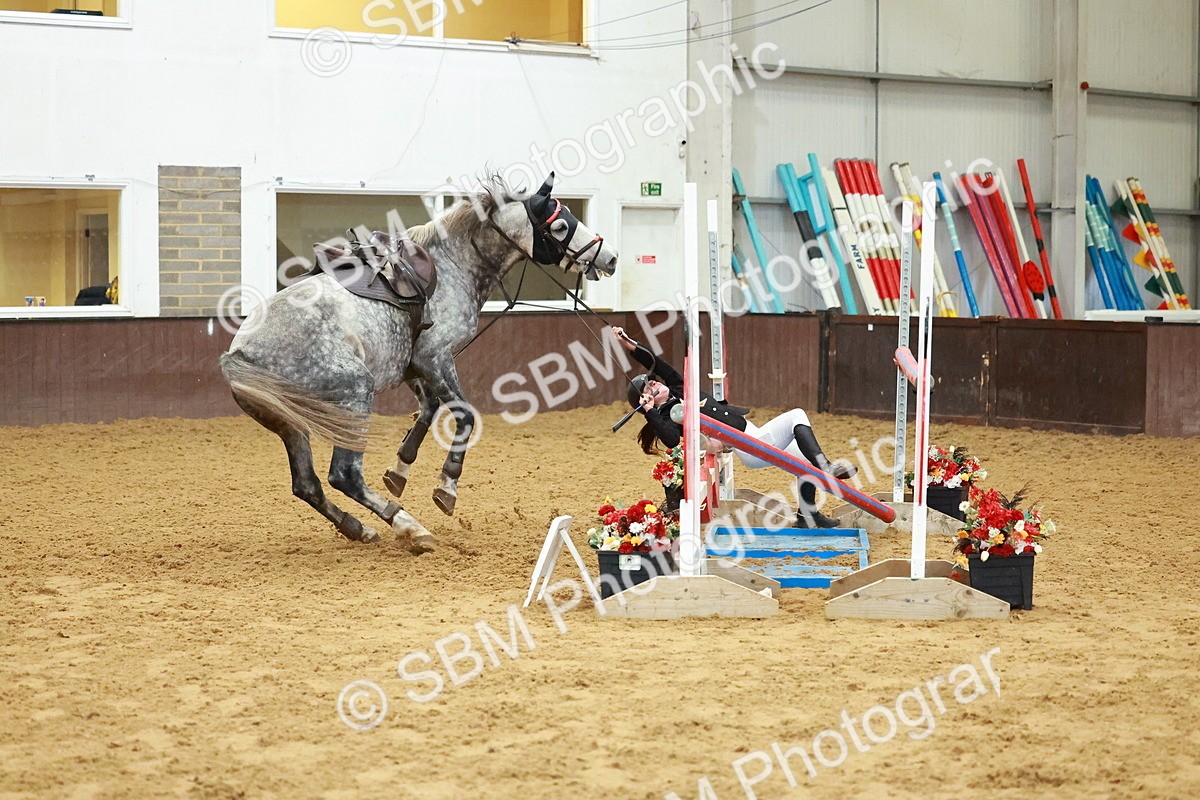 SBM_007338 - Class 19 - Senior Newcomers 1.10m