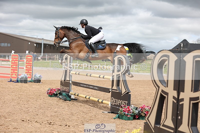 240419A-124404-07403 - Cls 6, 2 Star Medium Tour 1.35m