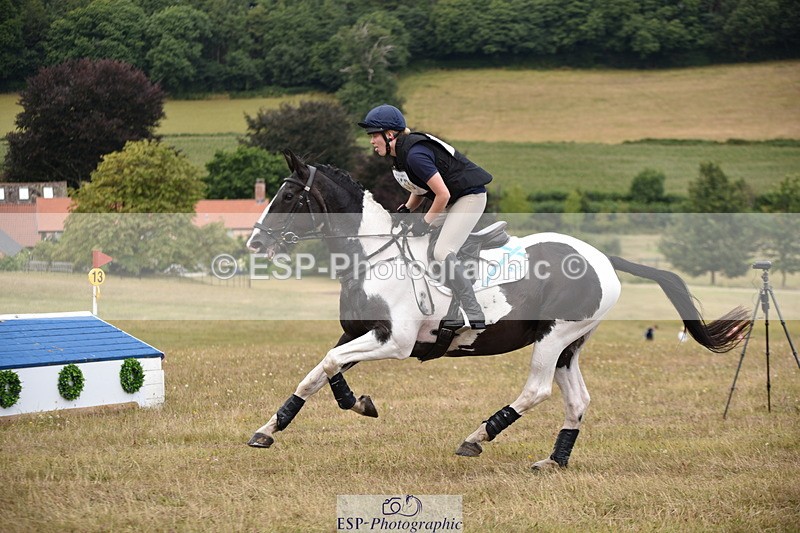 250802A-131024-04488 - C-133-Beatrice.Southcombe-COUSIN.JERRY