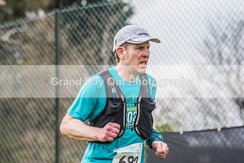3 Peaks-3553 - The 3 Peaks Race - The Finish - Saturday 29th April 2023