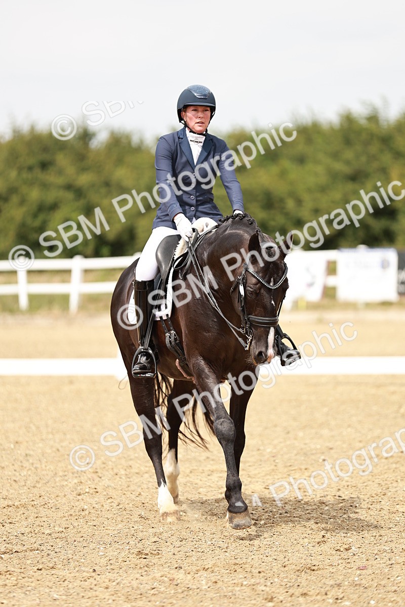 SBM_003668 - Class 7 - Advanced Medium 6 Gold - 13.16-14.36