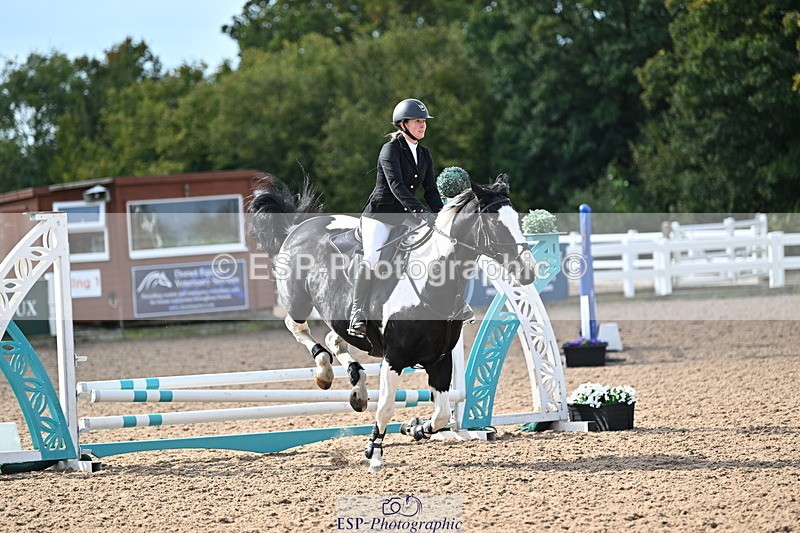 241004A-115527-01738 - Fri 08 85cm Amateur Quals