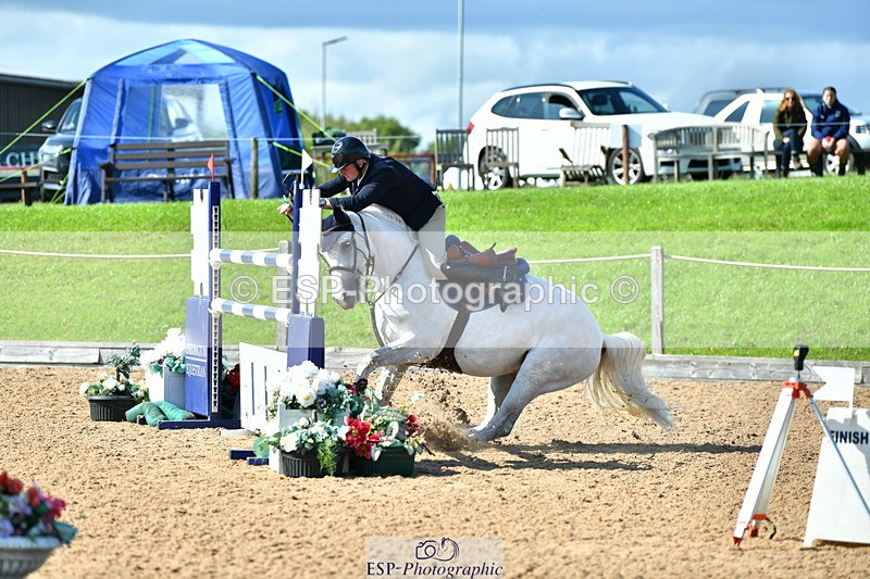 230723A-165245-13697 - Cls 8, 2 Star Medium 1.35m