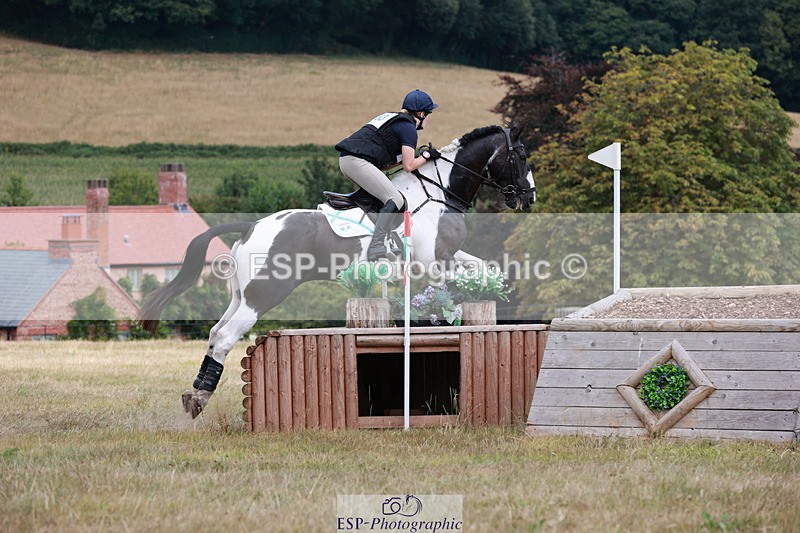 250802A-130751-04268 - C-133-Beatrice.Southcombe-COUSIN.JERRY