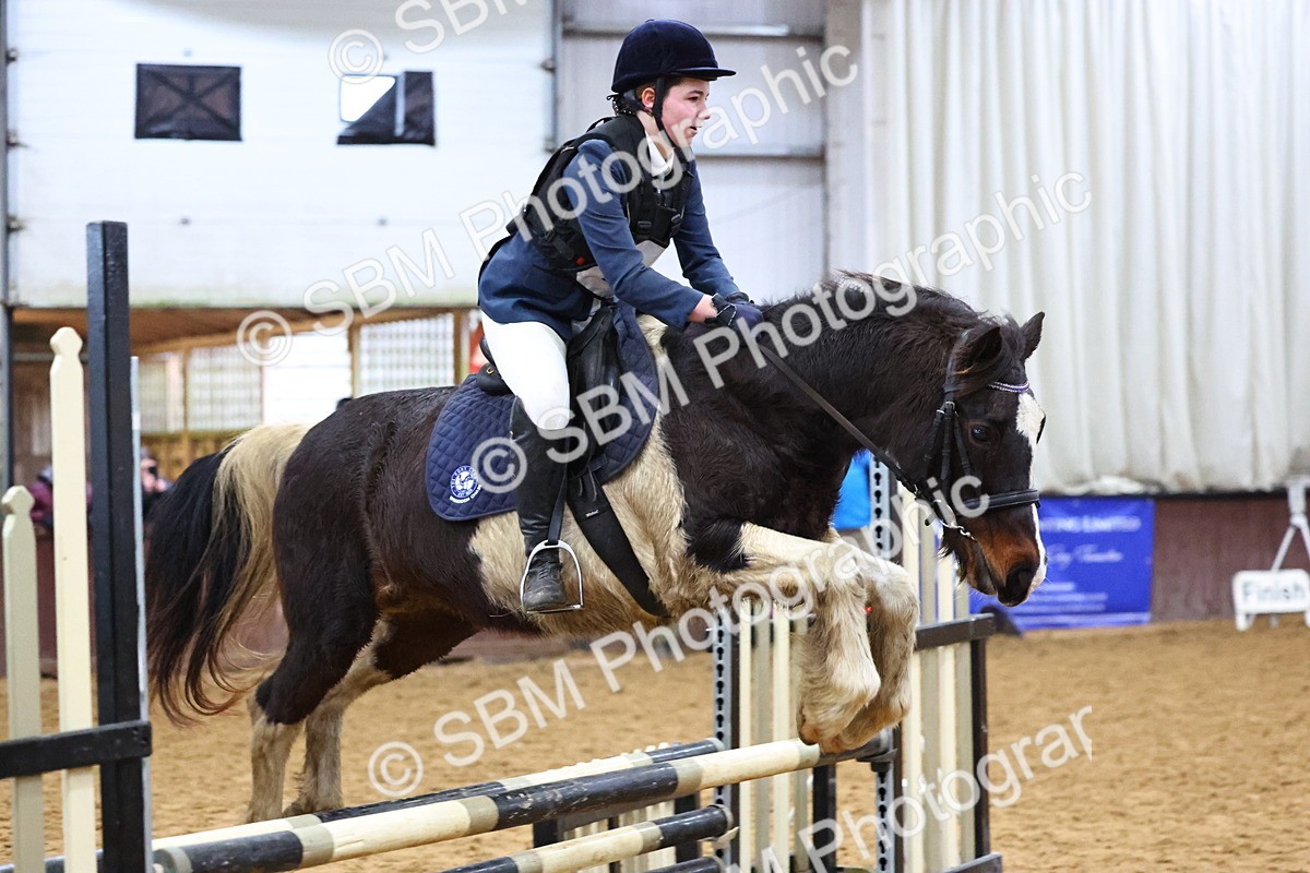 SBM_001779 - Class 4 - Festive Fences - 70cm
