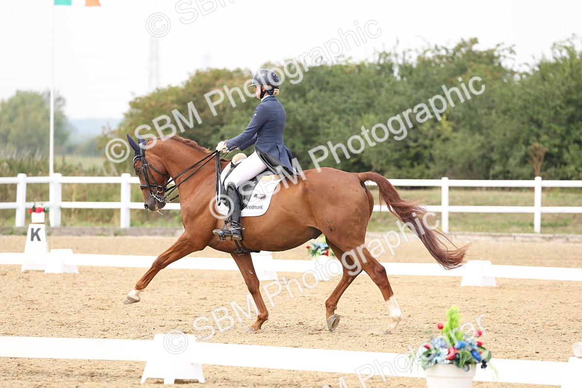 SBM_007500 - Class 9 - FEI INT I - 14.57-15.45