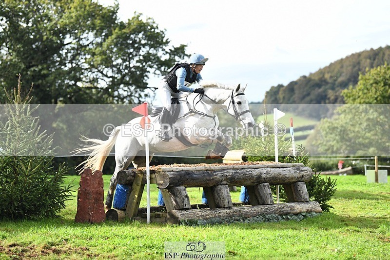 231021-133353-18069 - 434-SPINK.BUSTER-Sue.Parkes-SC+XC