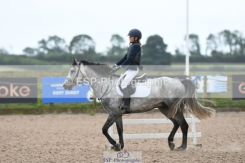 250807-100618-00059 - 60cms Round 1