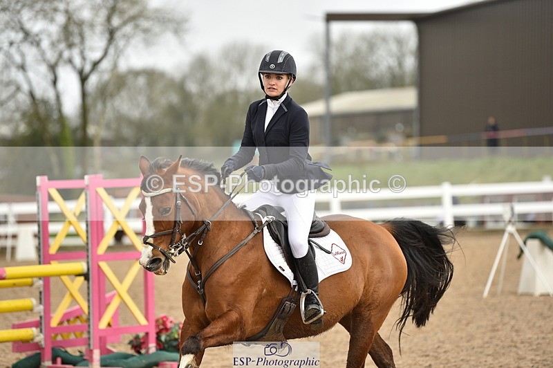 240405A-104016-00546 - Cls 8 British Novice and 90cm Open