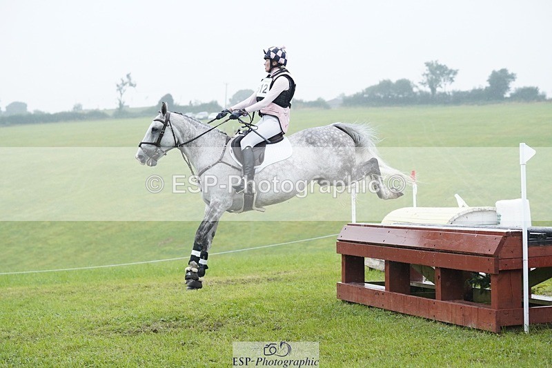 240901A-154130-10545 - 512-Jessica.Long-LADY.GREY