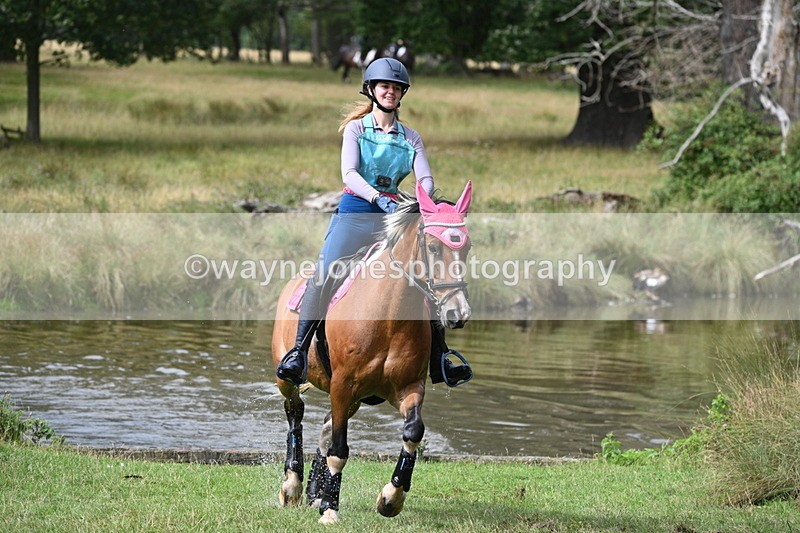 WJ7_1801 - Time at Water 10:48 to 11:13