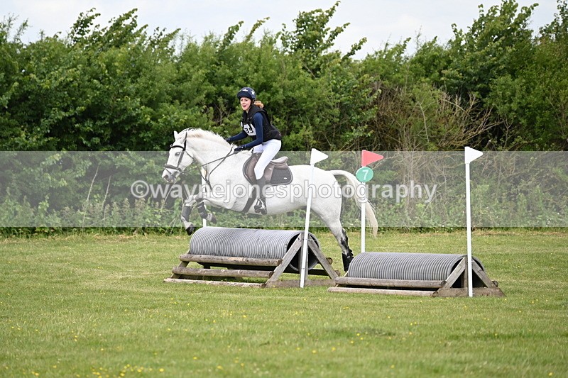 WJ6_3555 - Class 5 80cm Pairs