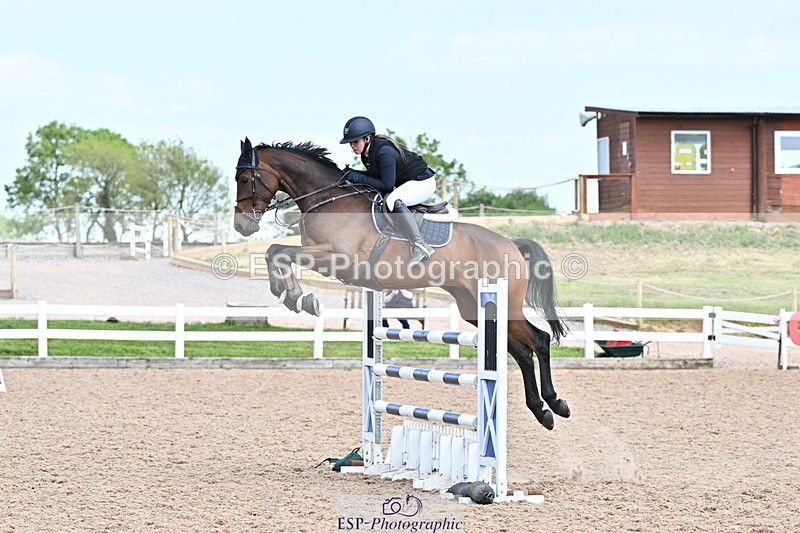 240605A-155039-00983 - Cls 5 Foxhunter and 1.20m Open