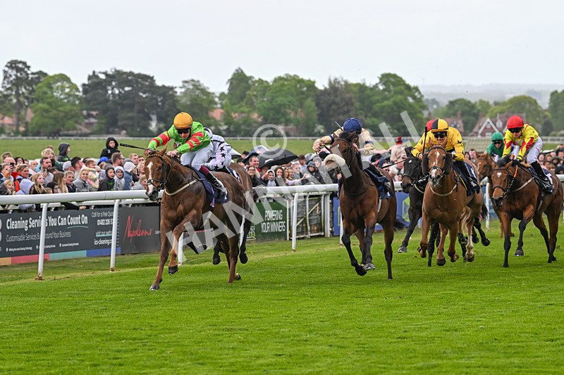 050525-Race 2-Hundred Caps-4244 - Race 2