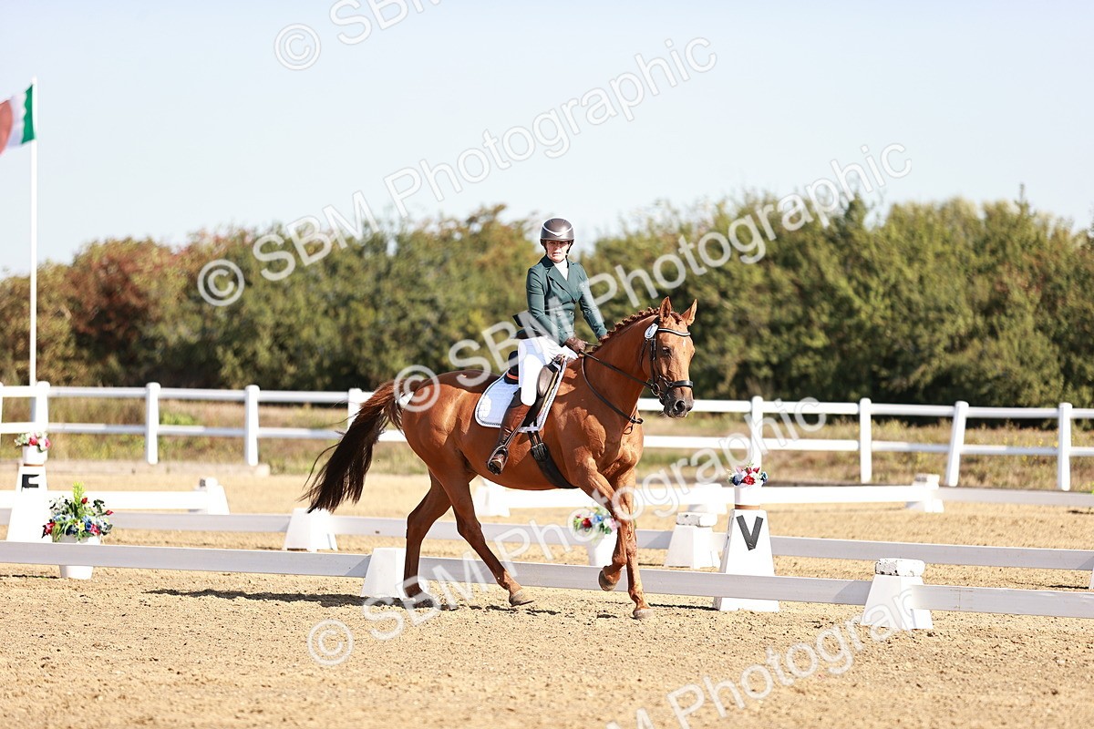 SBM_004377 - Class 12 - Novice 5 - 9.07-10.10