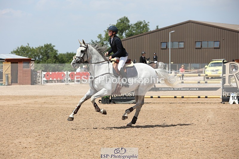 250725-134309-03045 - Cls 3 Snr Foxhunter