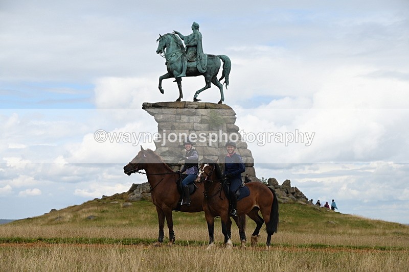 DSC_9264 - Time at Statue 14:33 to 15:10