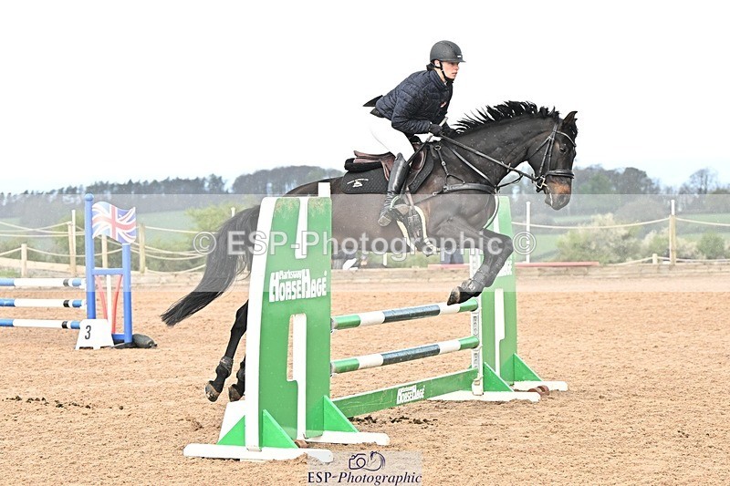 250416-095440-00148 - Cls 1 British Novice and 90cm