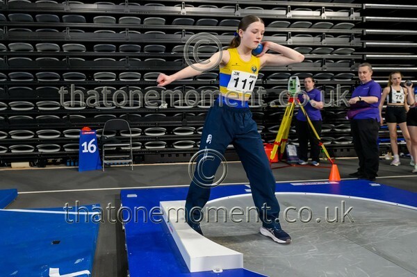 CEREL-816567 - Field Female