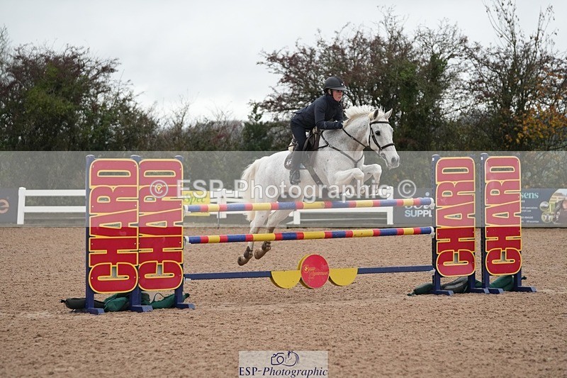 251107-134533-01233 - Cls 6 Foxhunter and 1.20m Open