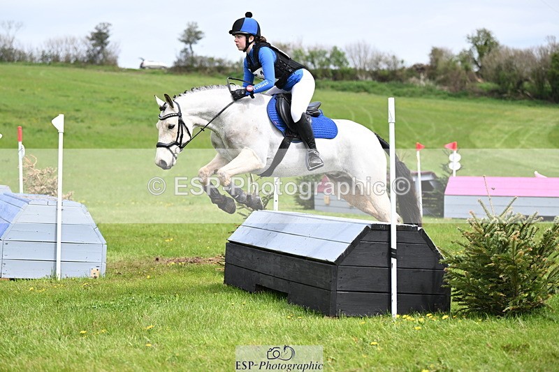 250419-140055-11869 - 651-Issy.Baldock-CREGGS.DUN