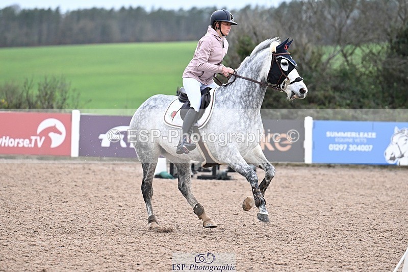 251205-100314-00114 - Cls 2 Snr British Novice and 90cm