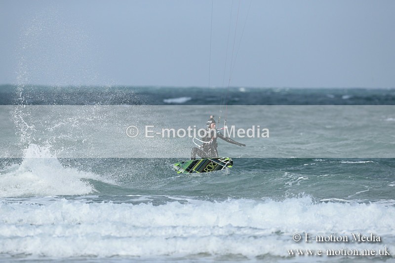 KS 020413-240 - Kite Surfing
