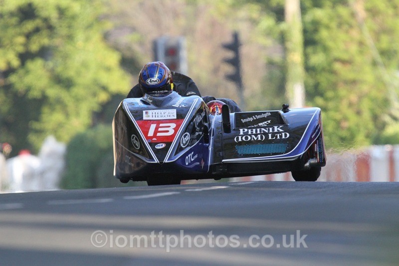 IMG_5461 - Thursday Practice - TT 2013 Side Car