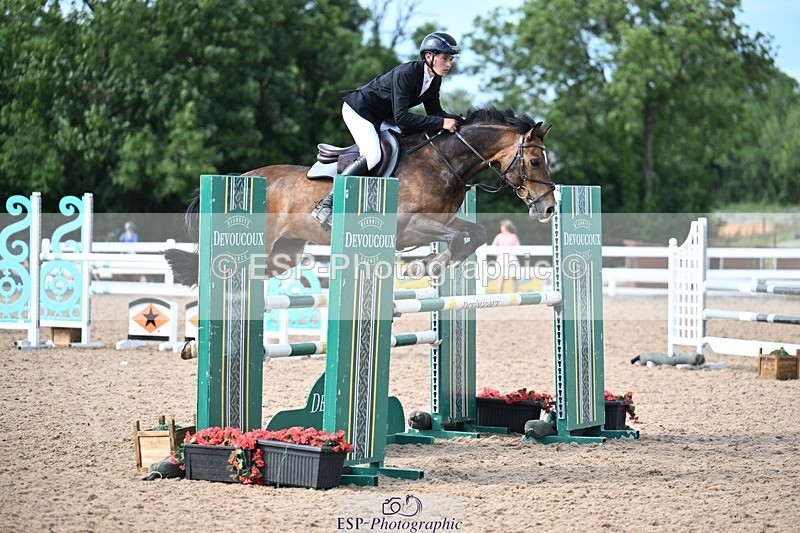 260627-174004-05807 - Cls 27 Foxhunter and 1.10m