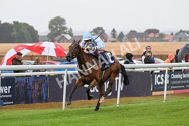 150725-Race 2-Pearl Fortune-0188 - Race 2