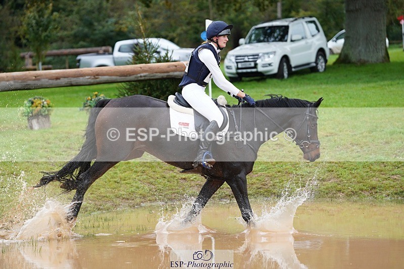 231021-115036-15633 - 645-COOLEY.CORPELLO-Francesca.Swallow-SC+XC