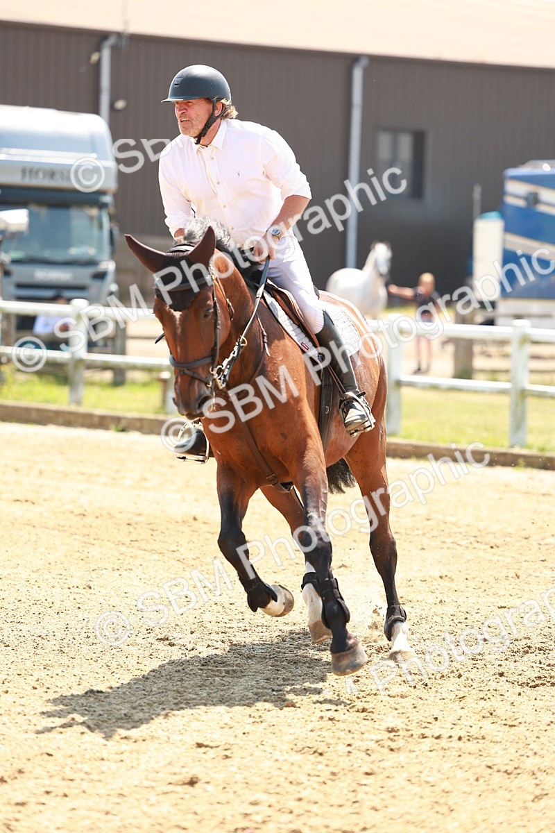 SBM_001246 - Class 4 - Senior Newcomers - 1.10m